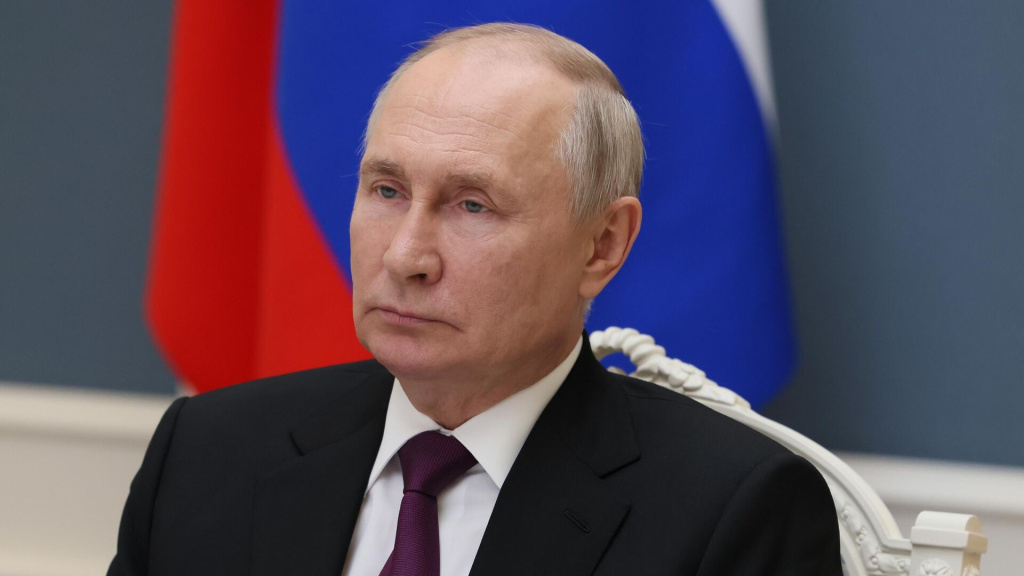 Путин: кабмину нужно будет увеличить фонды поддержки бизнеса при подорожании кредитов
